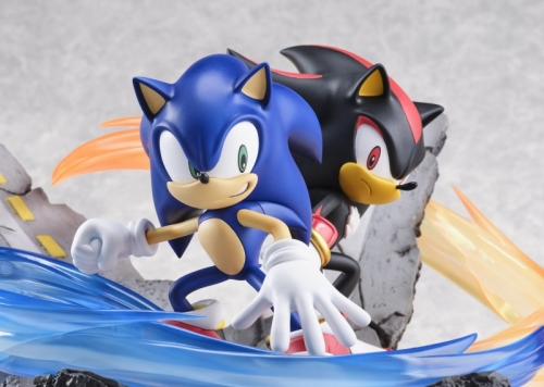 Sonic and Shadow - S-Fire - Super Situation Figure - Brand New