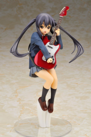(image for) Nakano Azusa - 1/8
