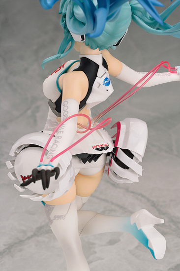 Modal Additional Images for Racing Miku 2014 GSC - Opened