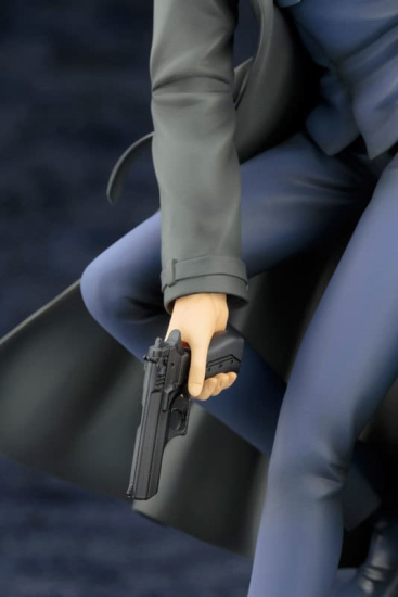 ARTFX J Spike Spiegel STD Ver. 1/8 - Opened
