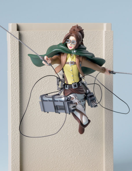 Hange Zoe - Gekkan Shingeki no Kyojin Koushiki Figure Collection - Opened