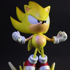 (image for) Super Sonic - Classic Sonic the Hedgehog Statue (2)