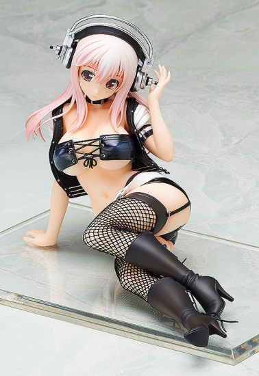 Super Sonico 1/6 After the Party - Opened