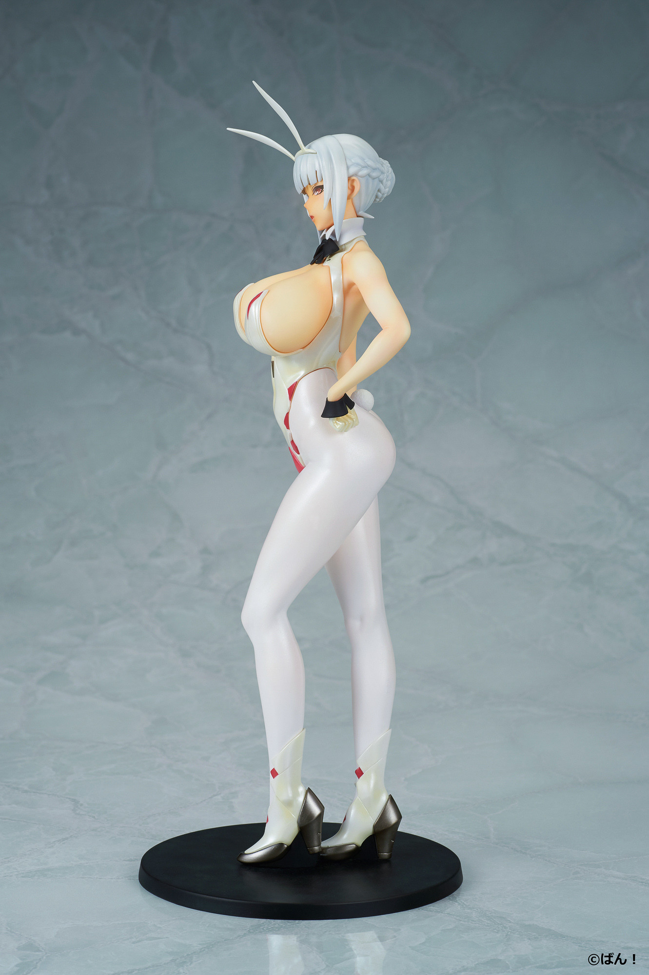 Izayoi Erika - 1/5 - Pearl ver. Pre-owned A/B